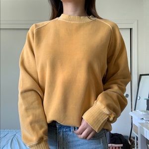 Yellow sweatshirt
